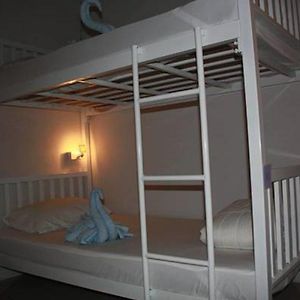 Dormitory Room Mixed